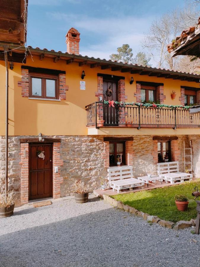 Ferienwohnung Carroceu Rural Onís Zimmer foto