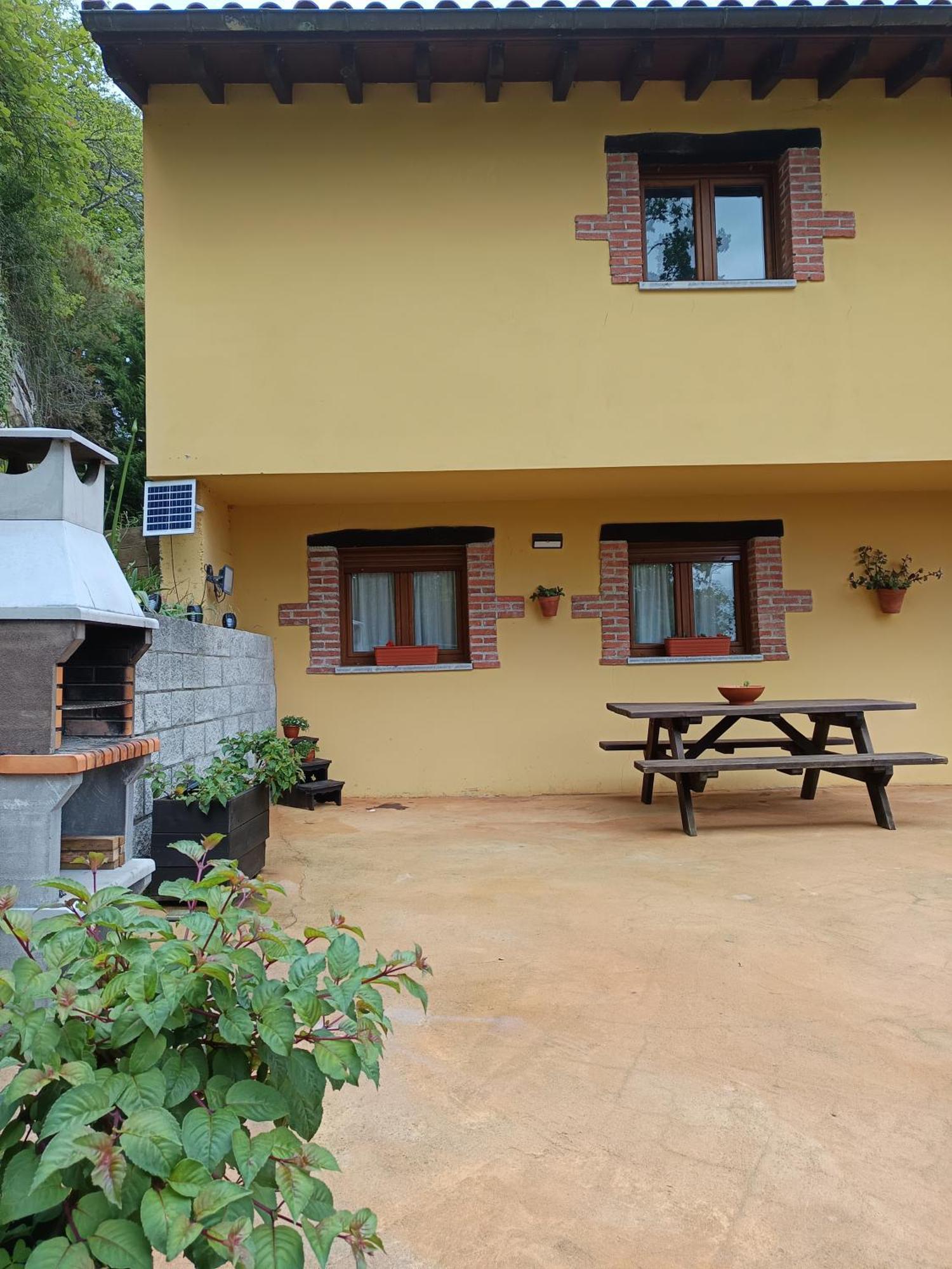 Ferienwohnung Carroceu Rural Onís Exterior foto